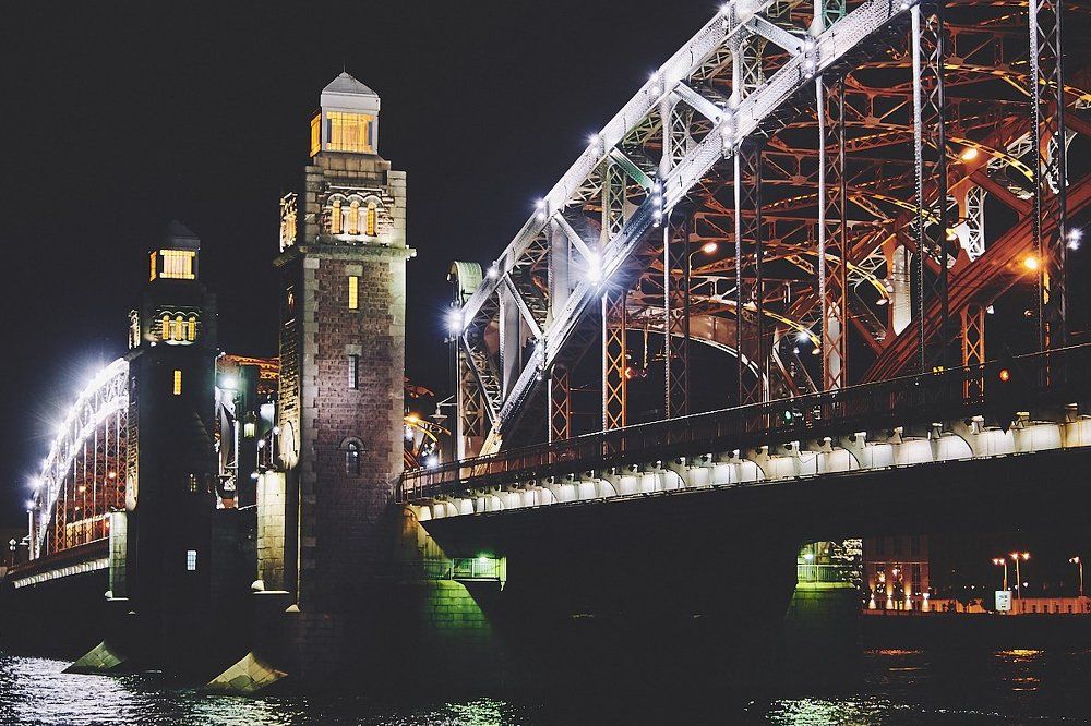 Мост Императора Петра Великого (Большой Охтинский мост)