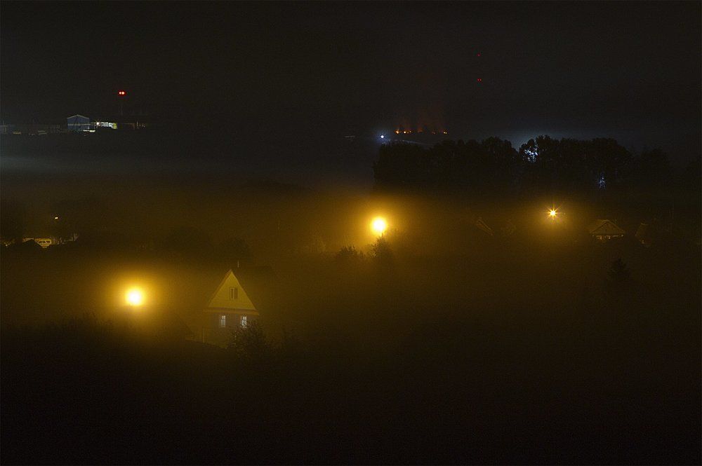 Туман окутал деревеньку