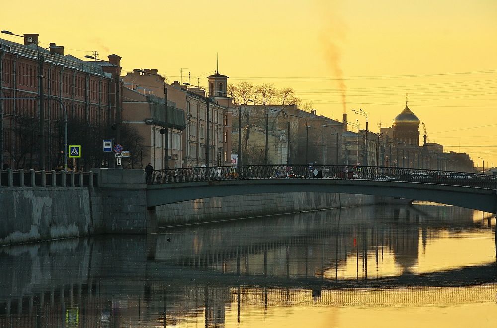 В золотых тонах