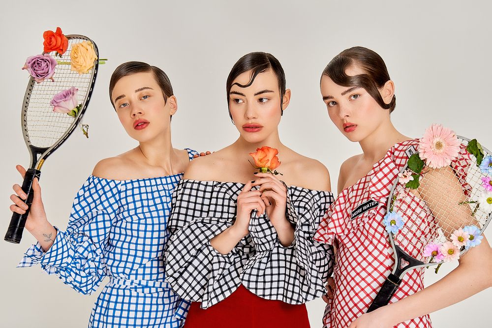 Три девицы под софтом