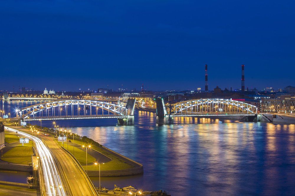 Санкт-Петербург. Мост Петра Великого