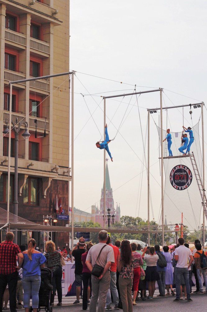 Над кремлевскими заездами