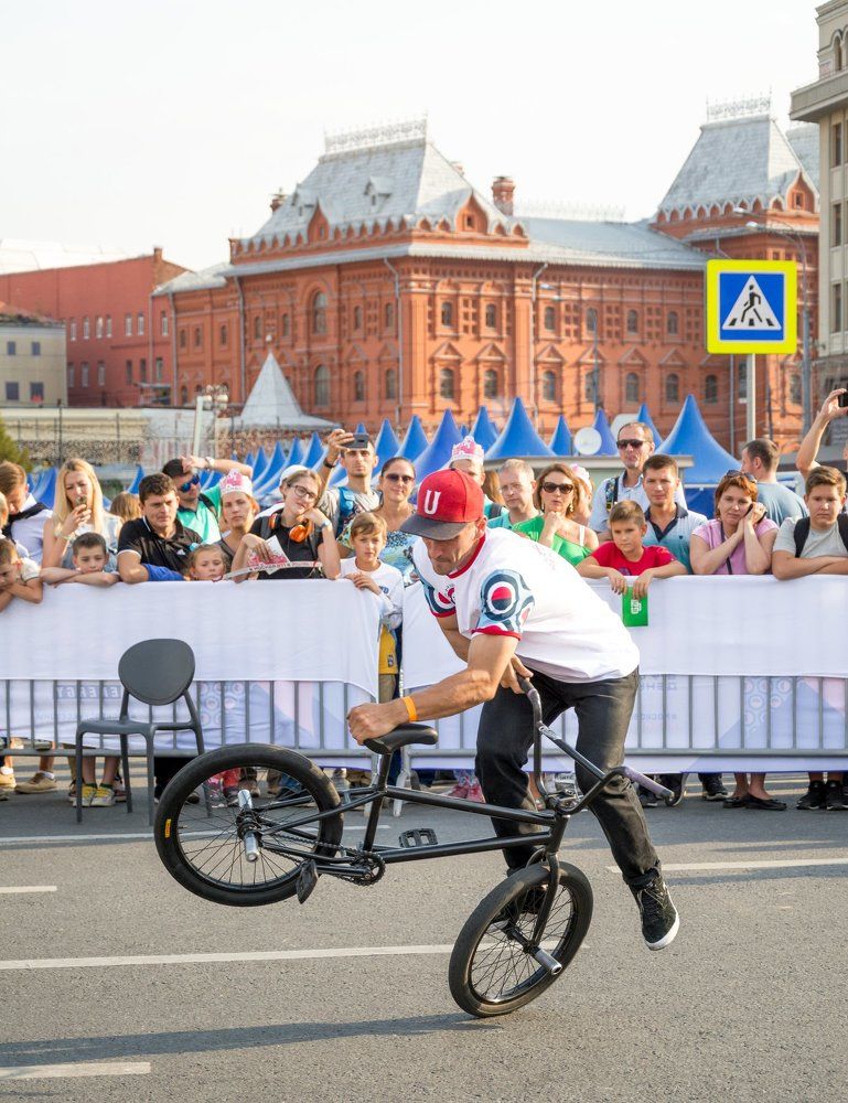 Танцы на велосипеде