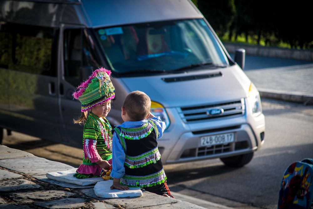 Hmong children in Sapa