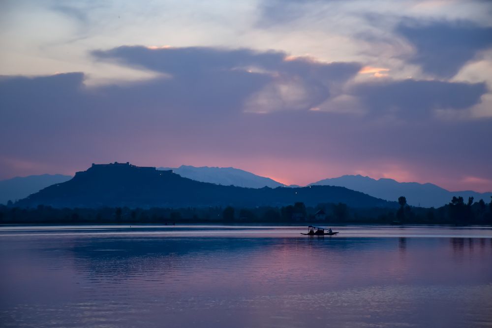 Sunset at Dal Lake