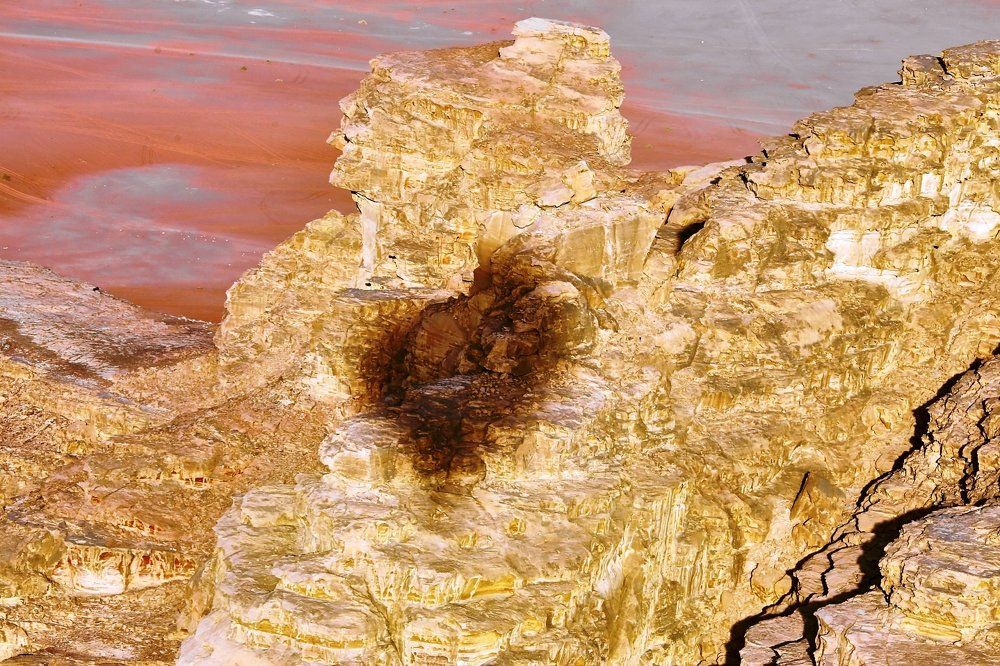 Отбрасывая тени