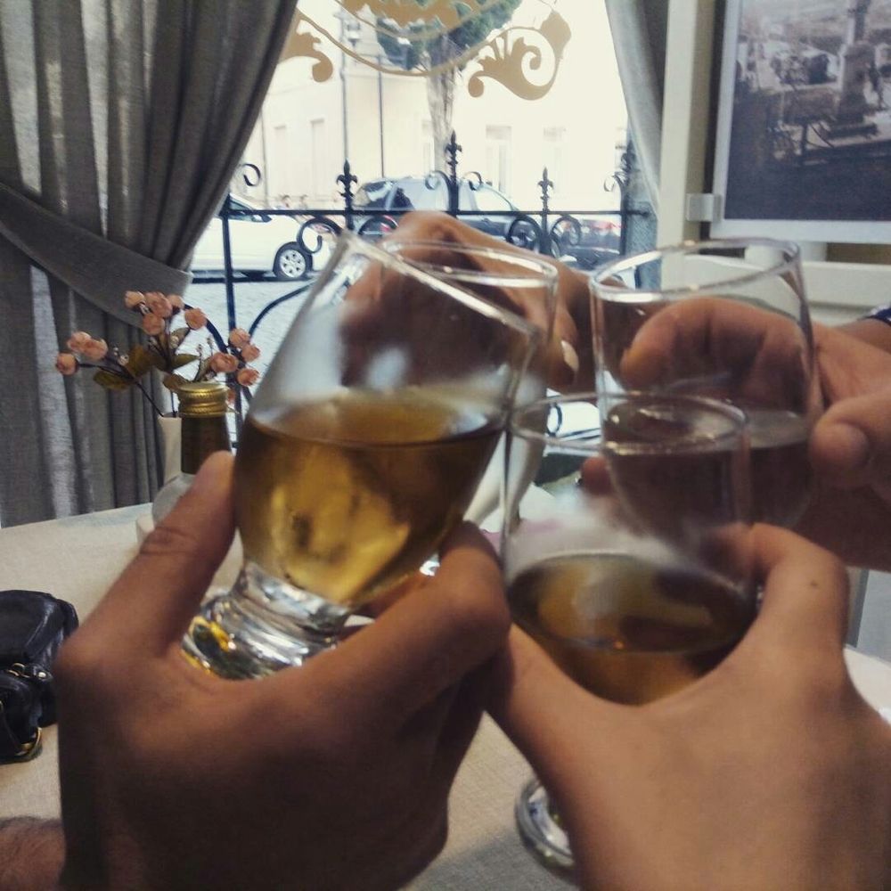 Пьяней от жизни, а не от вина.