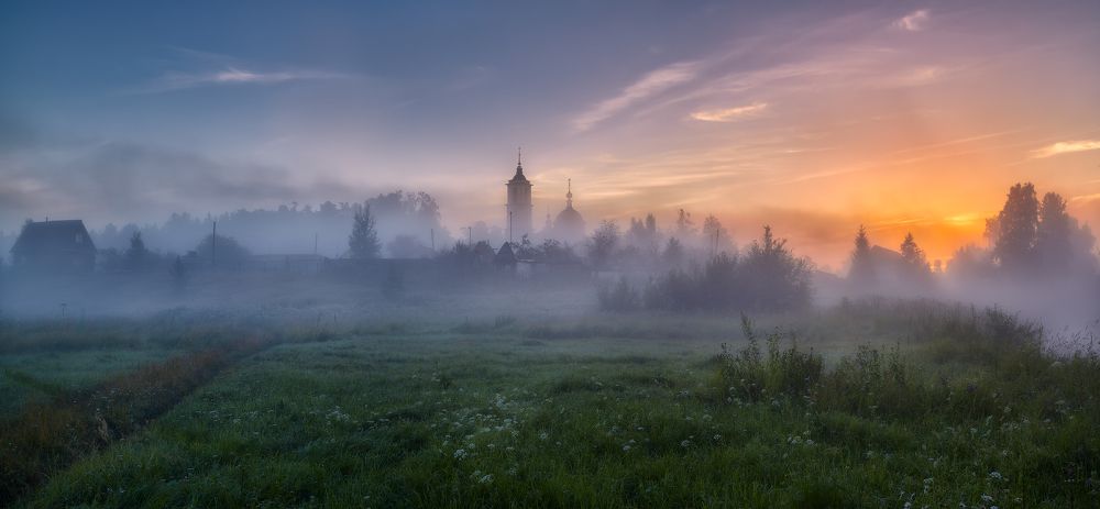 ...Небосвод, как багровое знамя ©