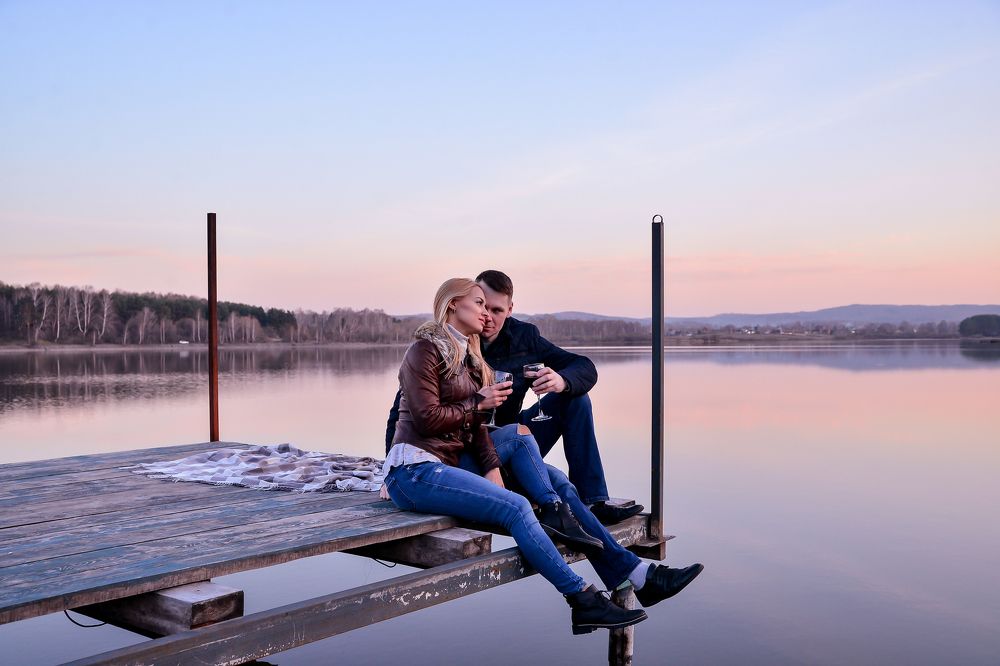 Закат на озере