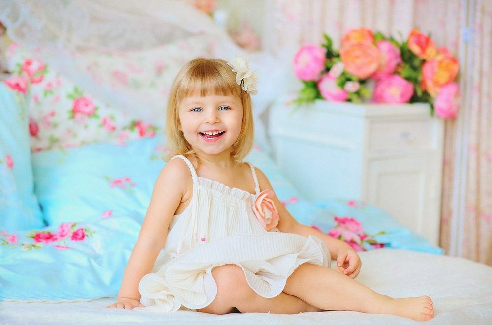 Весенняя девочка