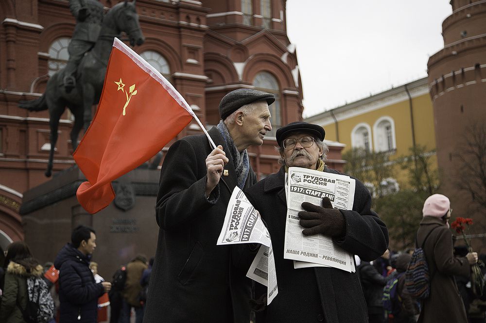 100 лет революции.