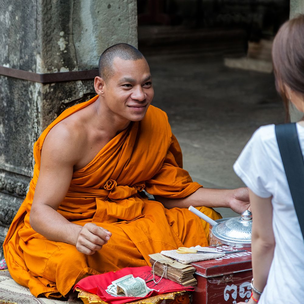 Продавец счастья