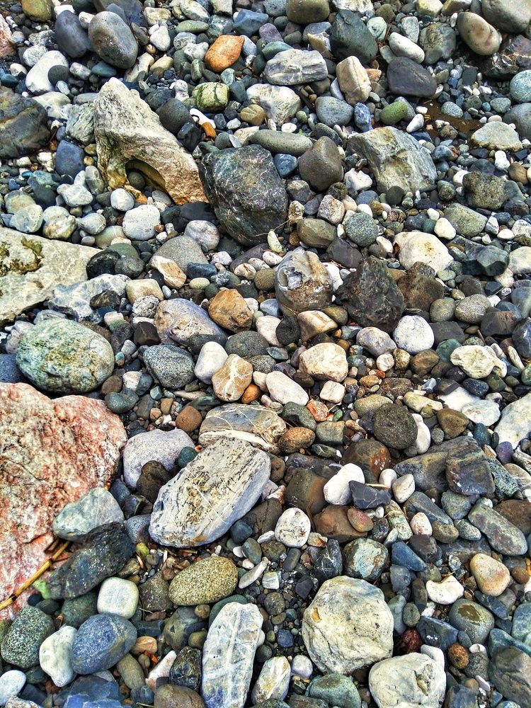 stocky rocks