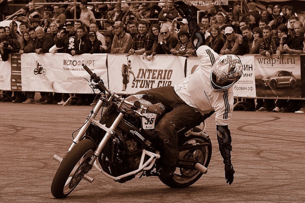 Хрупкое равновесие.