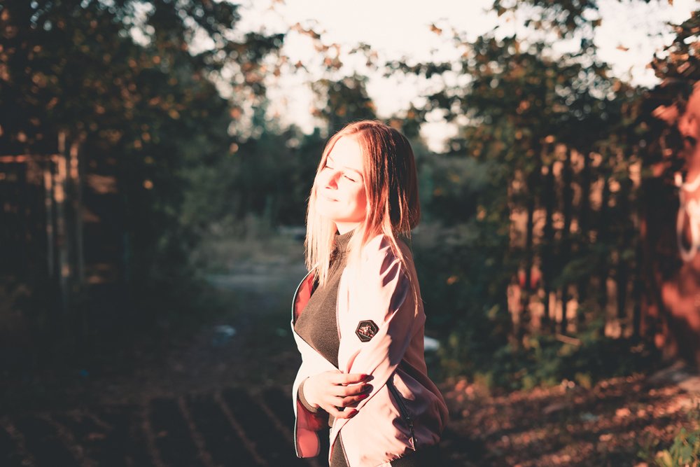 Улыбаясь солнцу