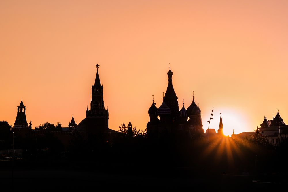 Силуэт большого города...