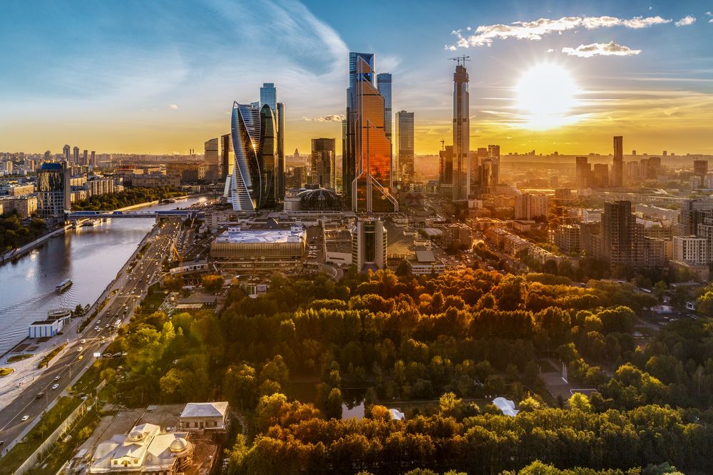 Осенний закат над Москва-Сити