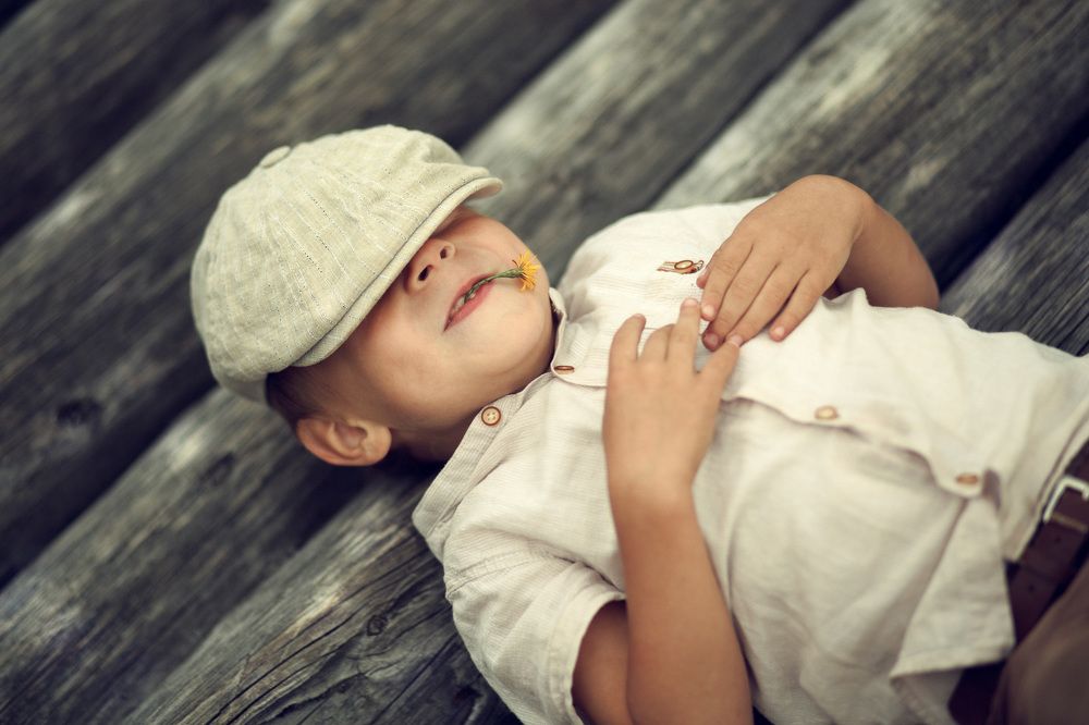 На завалинке