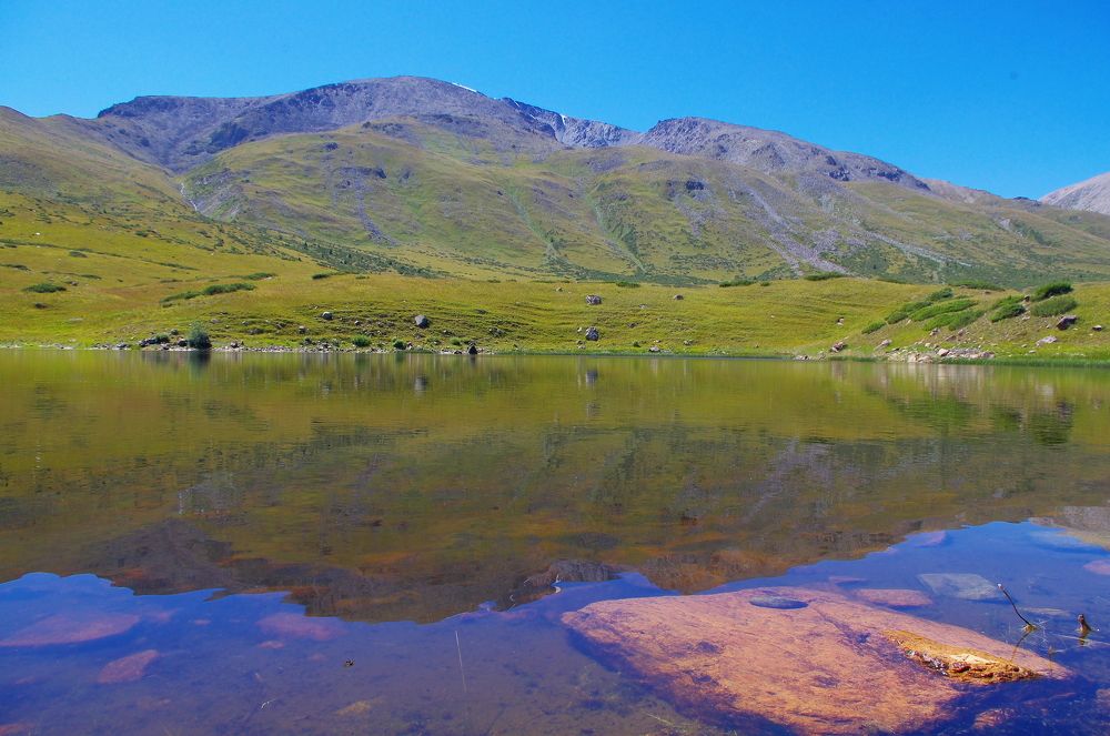 Горное озеро