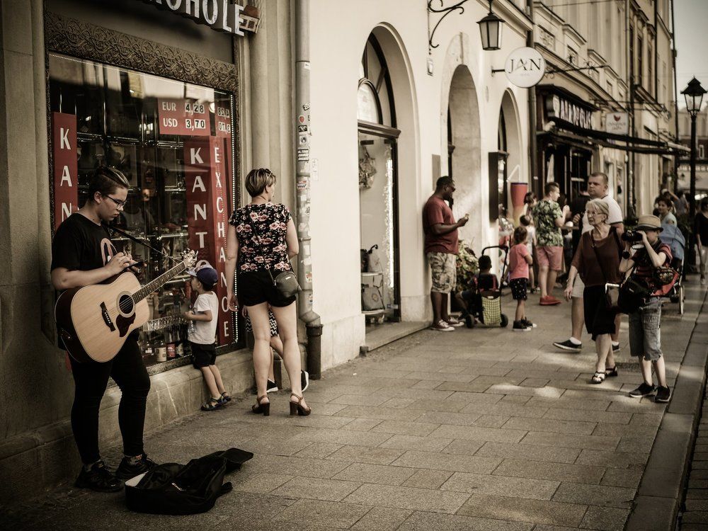 Родные братья