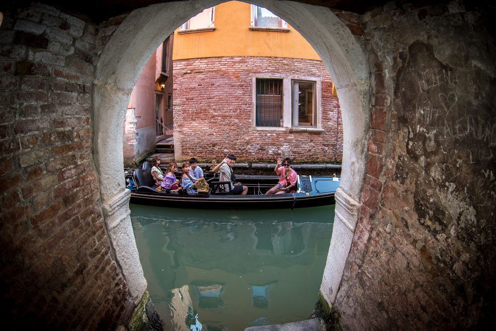 Italian-chinese "Hi"