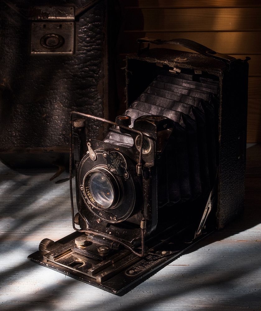 Старая камера