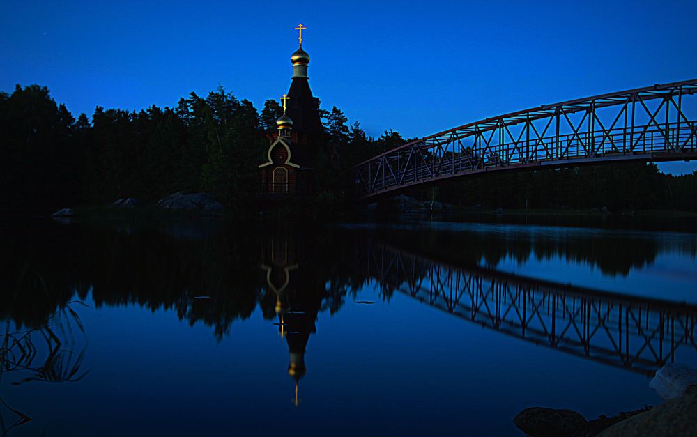 Синь небес, и воды гладь...