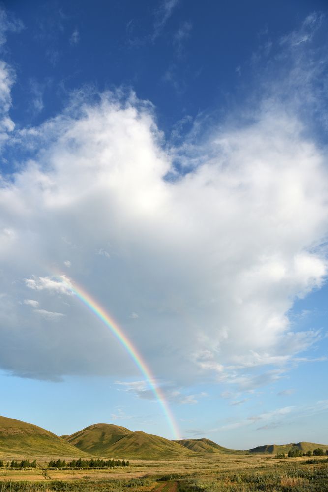 Радуга над горами