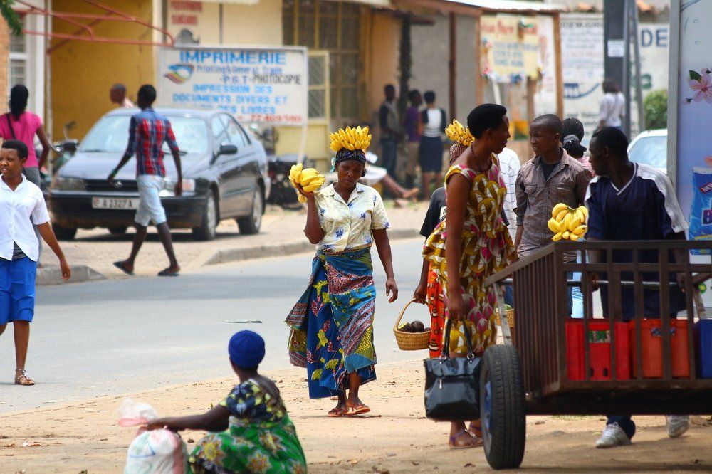 Продавщица бананов.