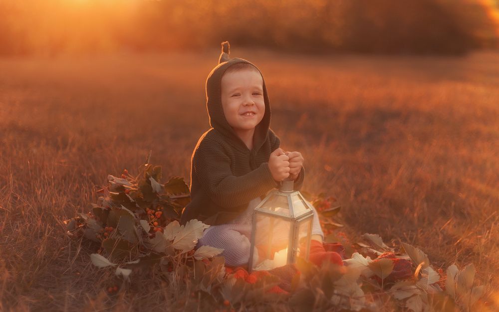 Photograph by Alisun photography Sasha