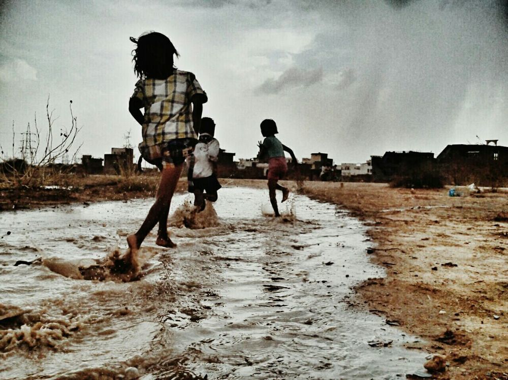Rain vs kids