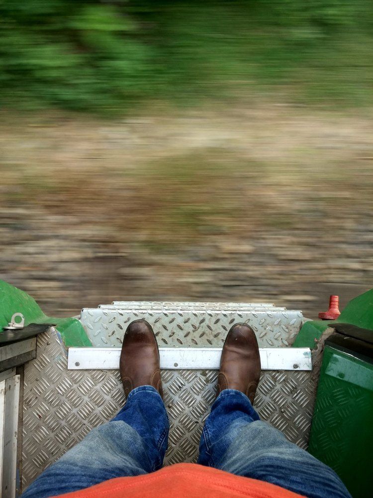 Moving Ground.