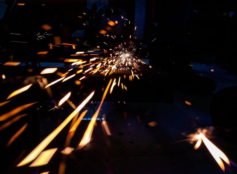 Sparkling trails