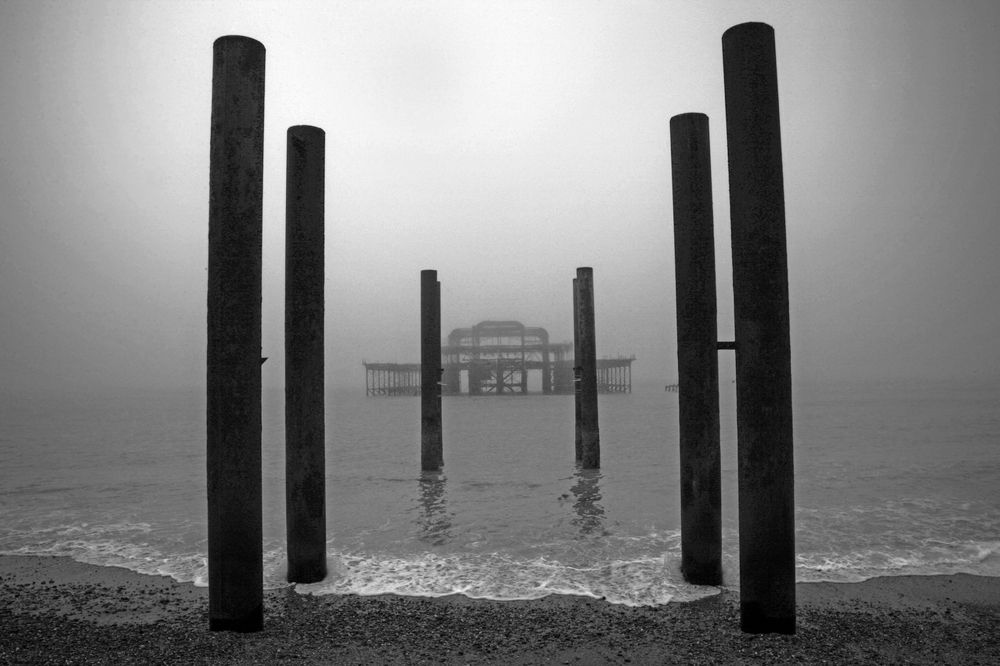 Brighten pier fog