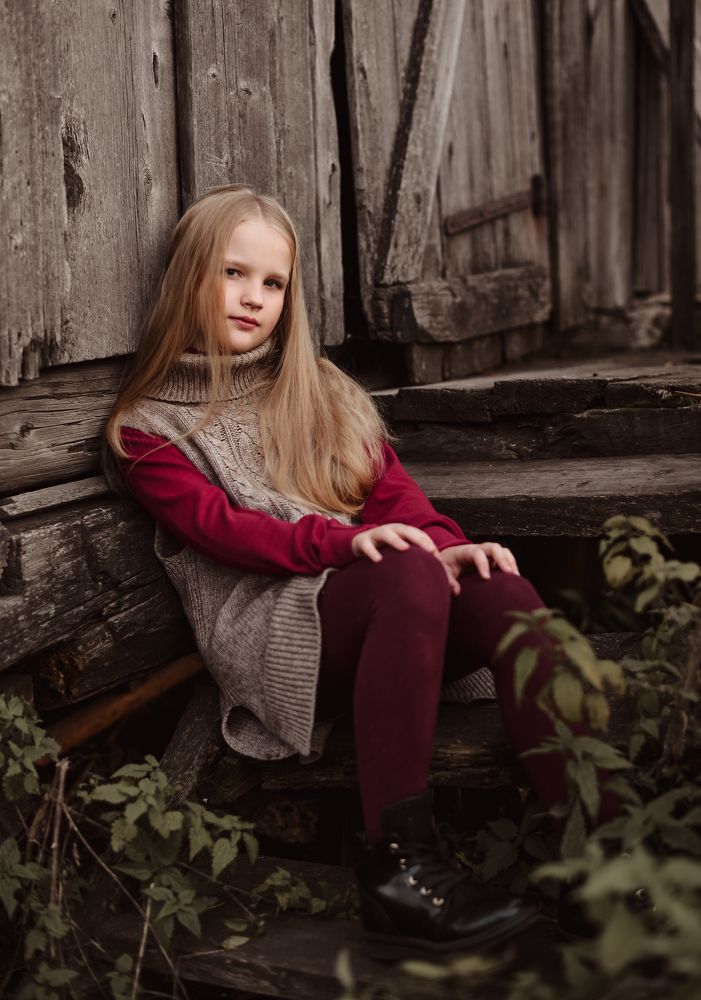 В заброшенном саду.