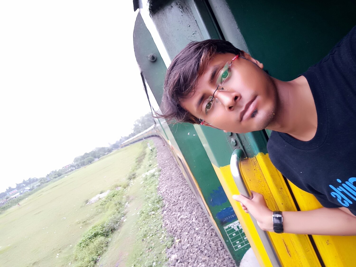 Selfi in a running train