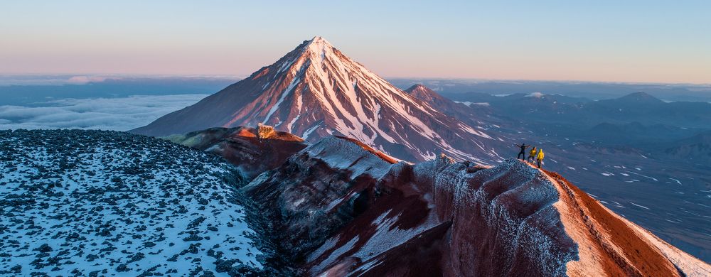 Рассвет на вершине вулкана