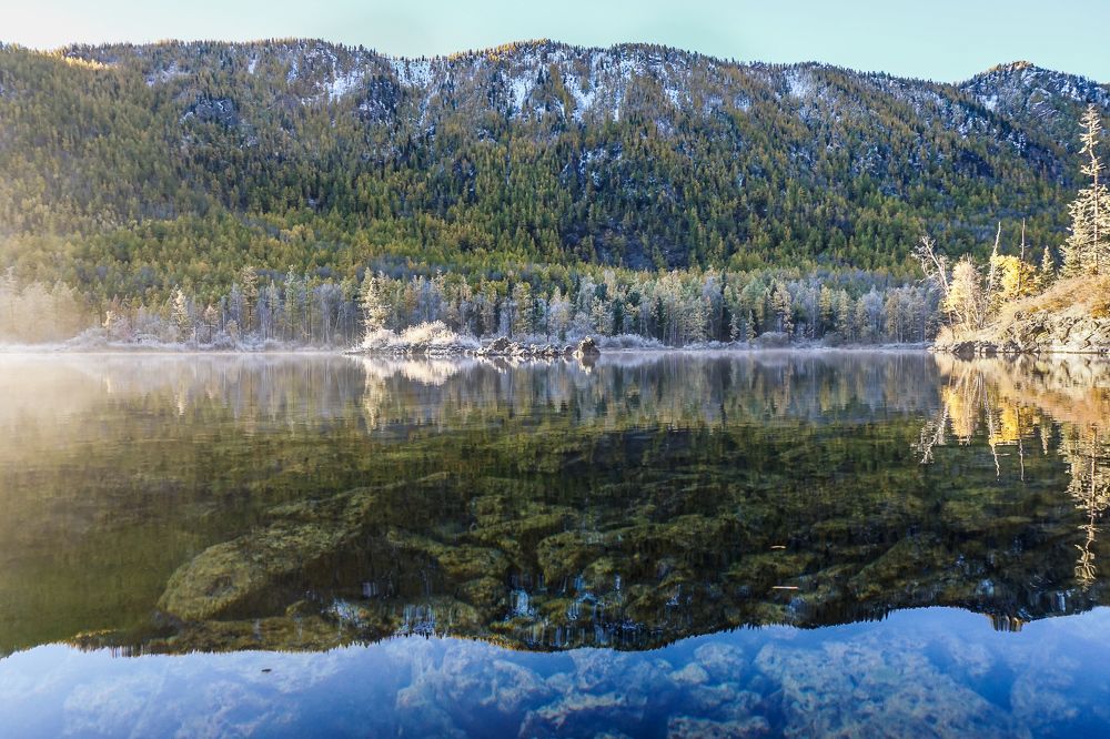 Утро на лавовом озере.