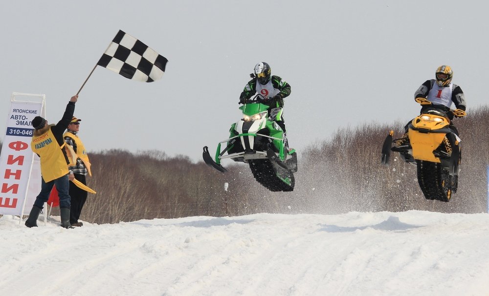 Борьба на финишной прямой.