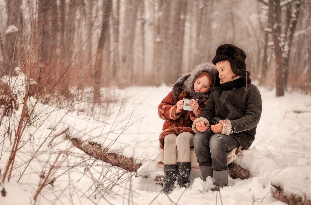 Photograph by Alisun photography Sasha