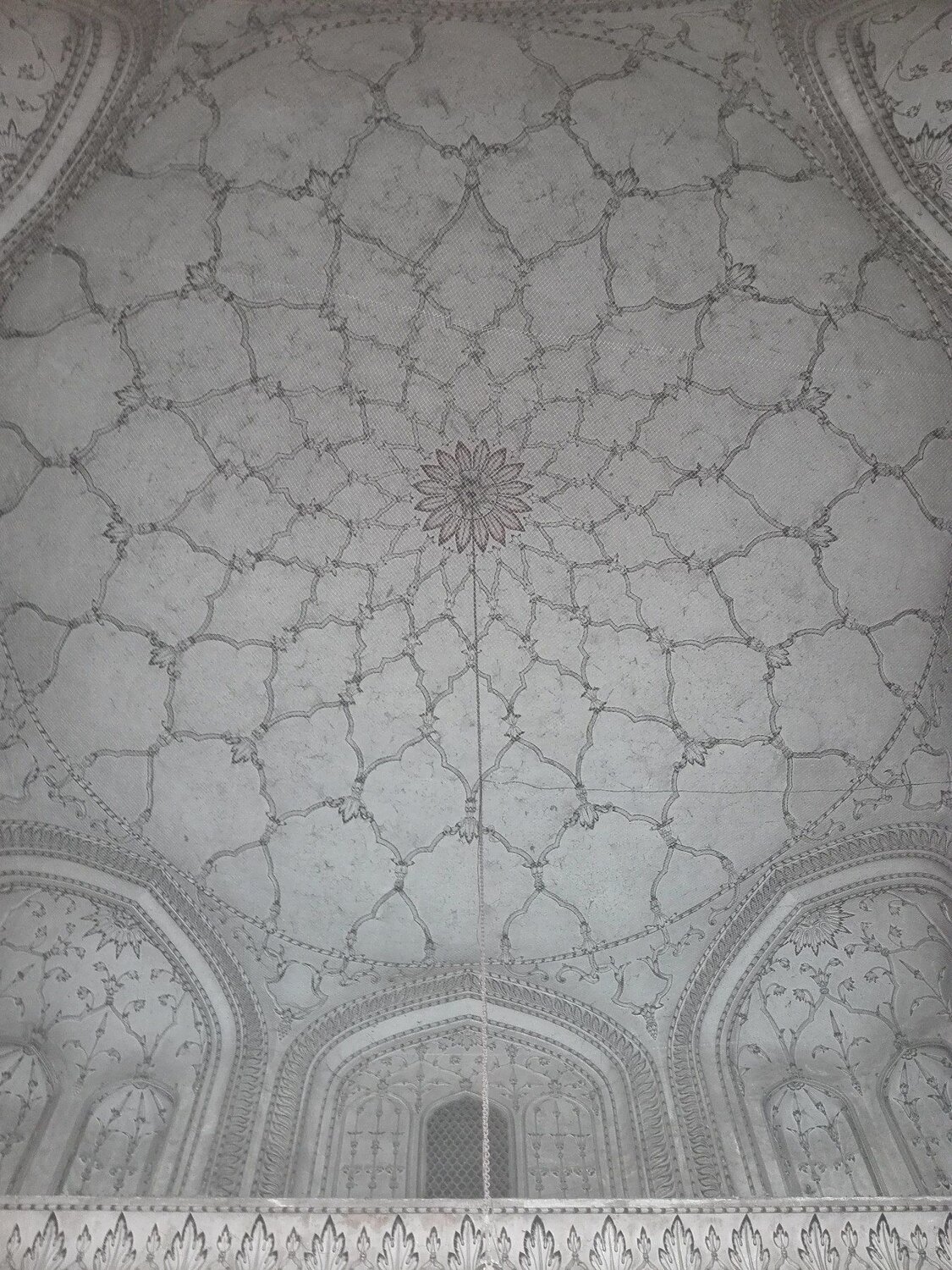 Badshahi masjid