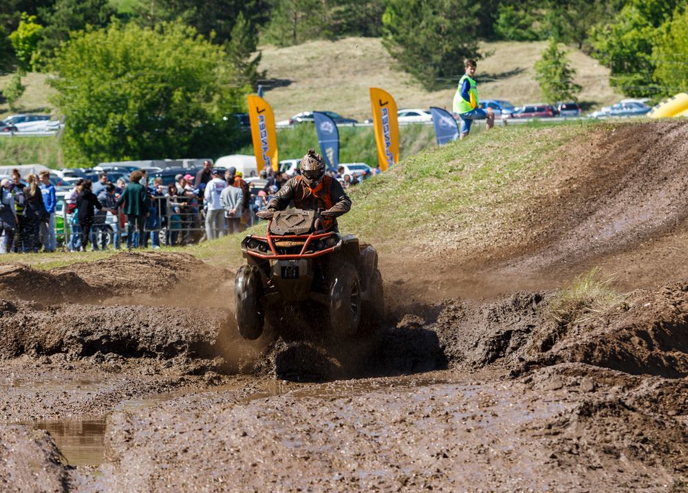 Гонки по пересеченной местности