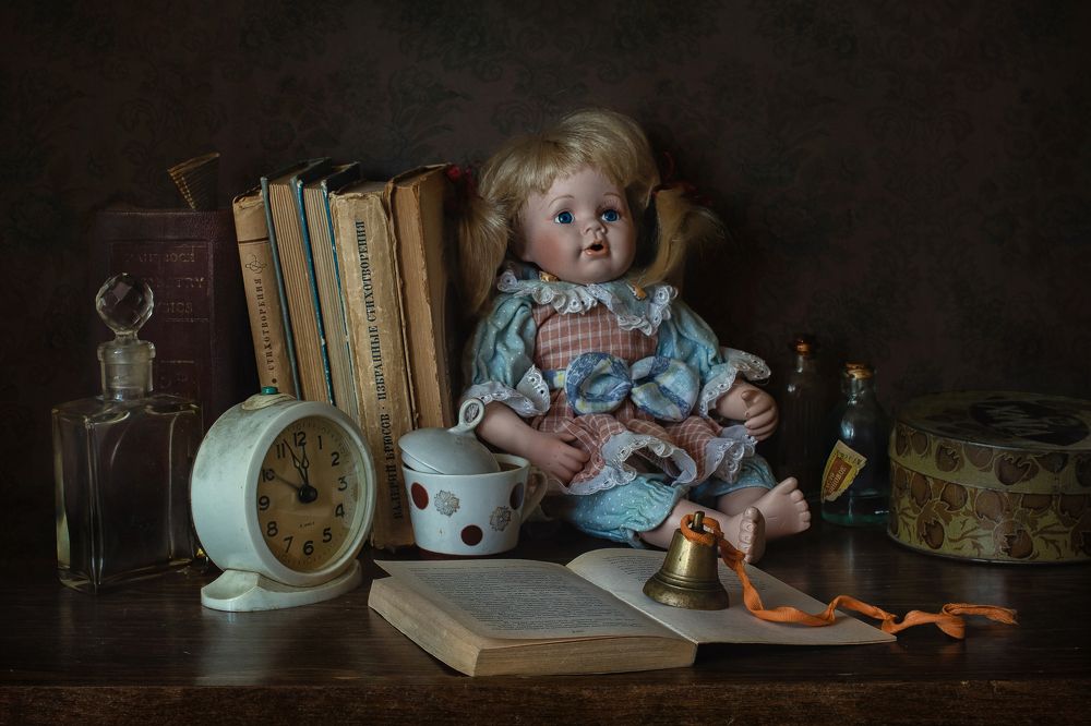 Про книги и куклу