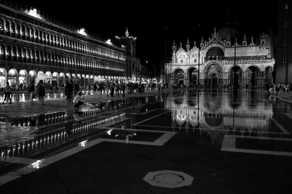Night Reflections (Venezia)