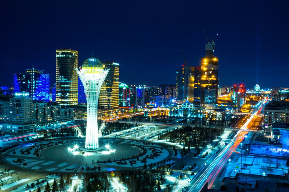 Ночной вид центра г. Астана