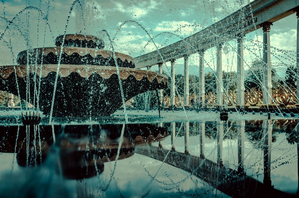 Photograph by Dari Tuchashvili