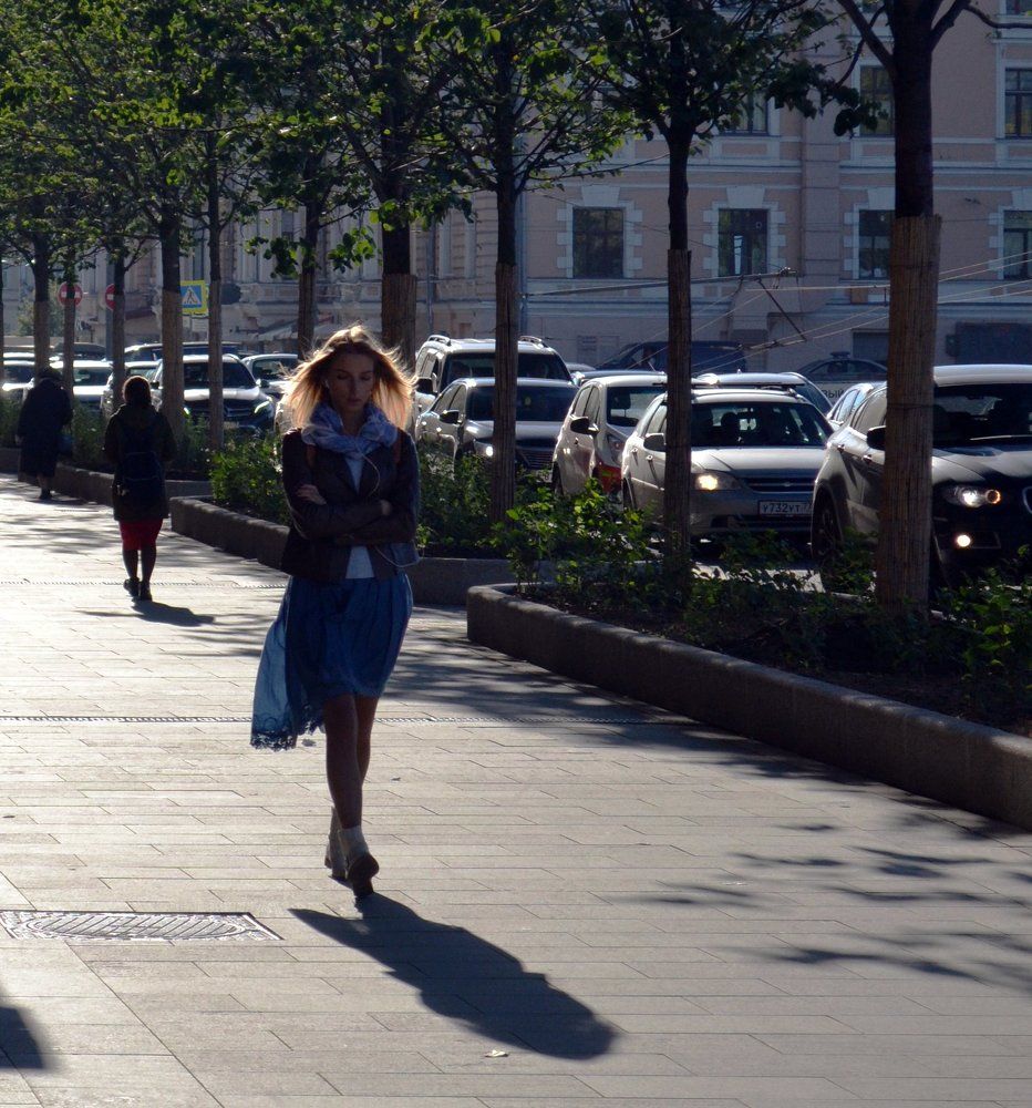 А я иду, шагаю по Москве