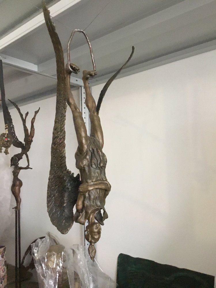 Отдыхающий ангел.