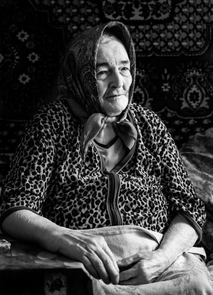 О былом улыбаясь