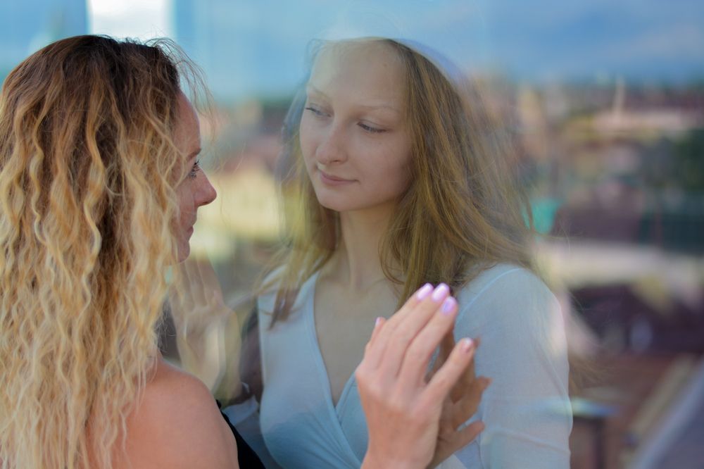 Мама одно слово четыре буквы,которые значит тебя Все и даже больше